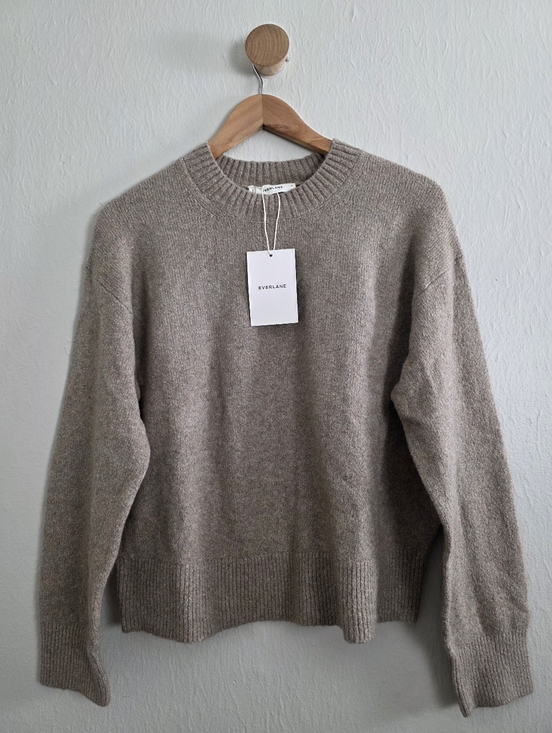 Everlane Sweaters - NEW Everlane Crewneck Sweater Alpaca Wool Heather Taupe Medium